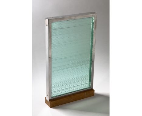 Adolf Luther*, Lichtschleuse 1962/77Adolf Luther*, (1912 - 1990)1962/77Lichtschleuse. 1962/77. Glasstreifen, Metall, Holz. Ge