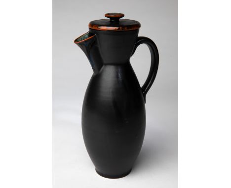 Theodor Bogler, Lidded jugTheodor BoglerKarlsruher Majolikamanufaktur, Karlsruheabout 1966Deckelkrug. Keramik. Innen hell, au