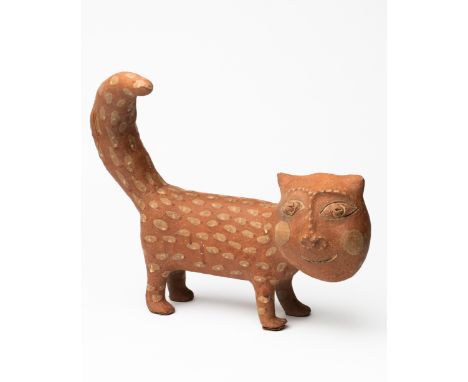 Jörg von Manz, Large CatJörg von ManzGroße Katze. Keramik. Fellartige Tupfenmalerei in hellem Sandton auf rostroten Grund. 41