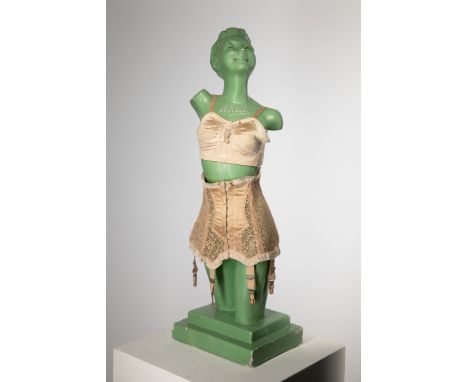 Promotional lingerie figure Miracle1940sDessous Werbefigur Miracle. 1940er Jahre. Gips, hellgrün gefaßt. Textiler Büstenhalte