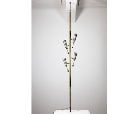 Raymond Loewy Stiffel, Futura Extension Pole LampRaymond LoewyStiffelDesign 1950sVerstellbare Spannleuchte Modell Futura. Ent