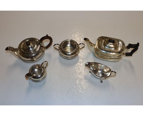 Silver Plated Tea Pot (YVO) (412)