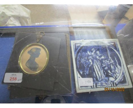 GROUP OF SILHOUETTES IN WOODEN FRAMES AND A BELGIAN CERAMIC TILE WITH A COUPLE IN 18TH CENTURY DRESS IN BLUE AND WHITE