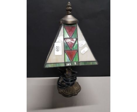 A LOVELY TIFFANY STYLE LAMP