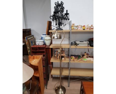MODERN STANDARD LAMP TOGETHER WITH A LAMP