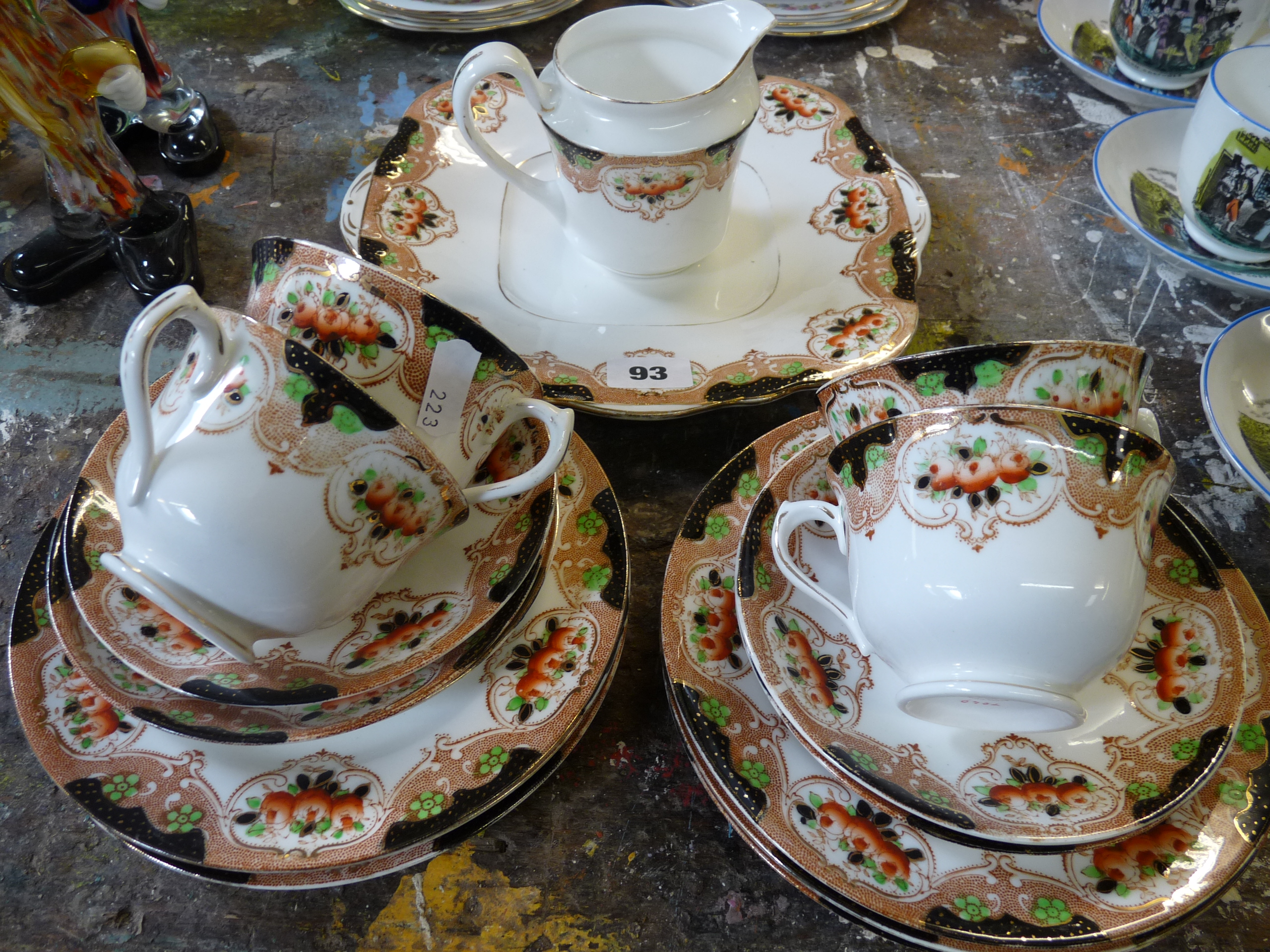 Bell Fine Bone China 'Rose Cottage' pattern tea set and a Salon China