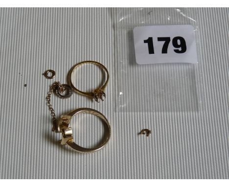 18ct Gold Claw set ring mount 1.4g  and a 9ct Gold rub over ring mount 3.5g total weight 