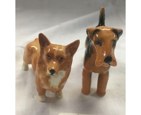 BESWICK FIGURE OF AN AIREDALE TERRIER &amp; A CORGI, SMALL CHIP ON CORGI'S EAR