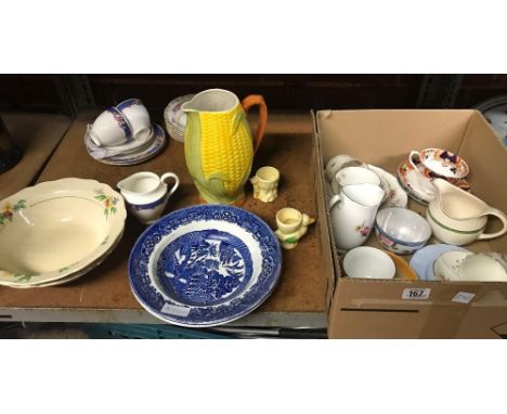 SHELF WITH MISC CHINAWARE INCL; CORN ON THE COB VASE, BLUE &amp; WHITE CHINA, GREEN &amp; PINK SALAD SERVING SET, VARIOUS CUP