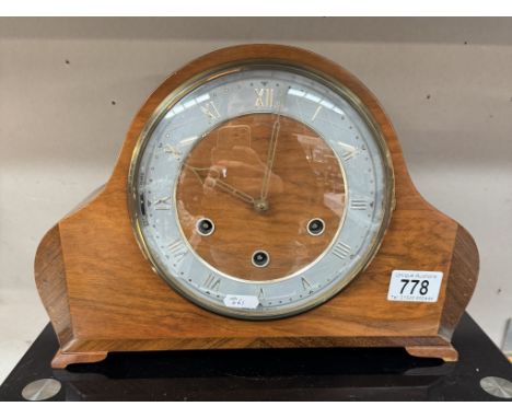 A 1930s Westminster chime mantle clock