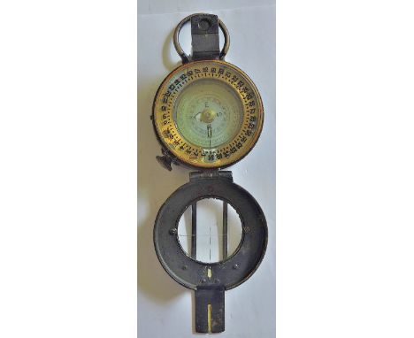 British WWII MK III Army Compass, T.G. Co Ltd, London NoB 308206 1944. In good condition for its age with wear. 