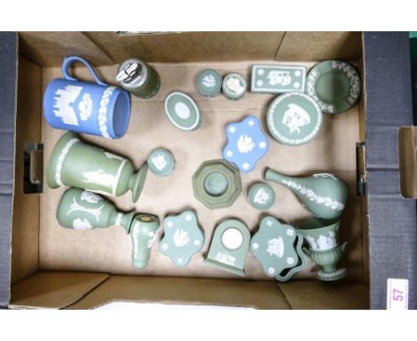 A collection of Wedgwood jasper ware to include tankard, mantle clock, pill boxes, vases, lighter etc ( 1 tray) 