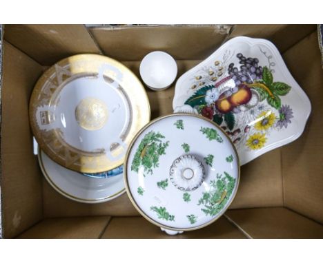 A mixed collection of items to include Spode twin handled ice bucket, Spode Reynolds square bowl, decorative plates etc ( 1 t