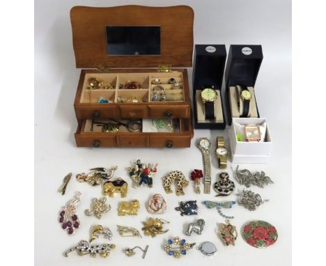 A jewellery casket & a quantity of mixed costume items include three boxed wristwatches in very clean condition, an 'Exquisit
