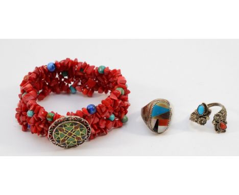 Running Bear, a 925 silver and gemset ring, S, Carolyn Pollack, a gemset elasticated bracelet with a silver charm, with an un