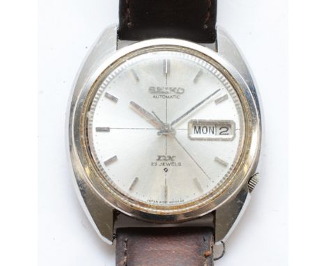 Seiko DX, a stainless steel automatic day/date gentleman's wristwatch, 25 jewel movement, ref 6106-6003, 34mm.Working when ca