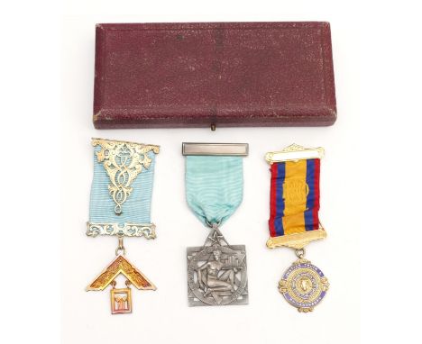 Three sterling silver R.A.O.B masonic jewels, including The Duke Of Connaught, Past Master and Beavx Arts lodge, 81g.