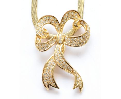 Christian Dior, gilt metal bow necklace, 50mm bow, 28g