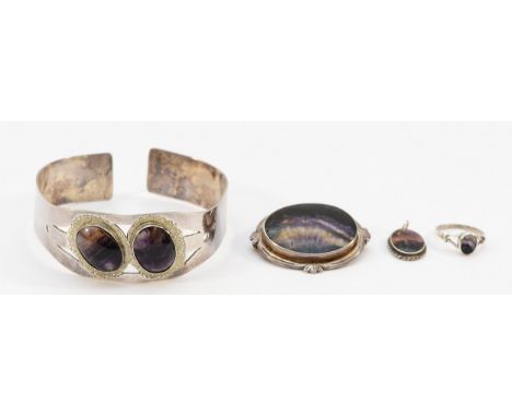 A 925 silver and Blue John bangle, Sheffield 1996, a silver and Blue John ring, L, an unmarked silver and Blue John brooch, 4
