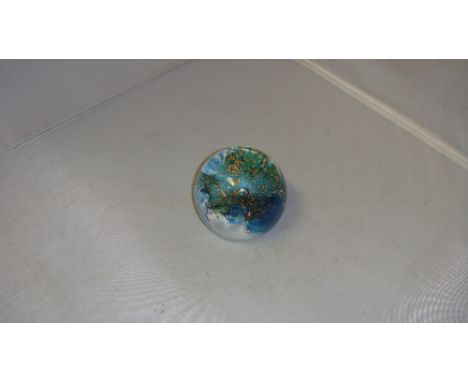 Vintage Caithness glass paperweight Debutante