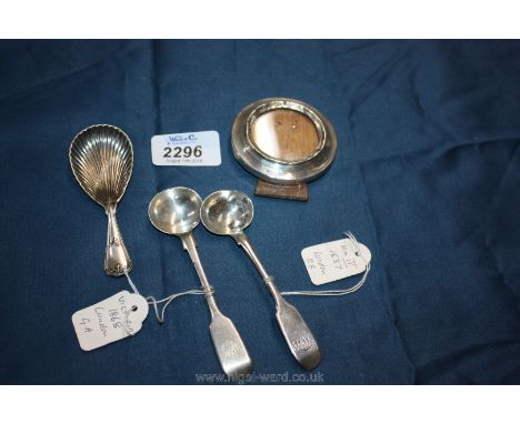 A quantity of Silver including William IV mustard spoons (London 1836 and 1868), Caddy spoon and circular photograph Frame.