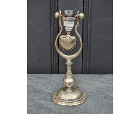 A very rare White Star Line First Class gimble lamp, total height 28cm.