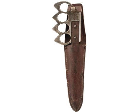 A FIRST WAR PERIOD PRIVATE PURCHASE TRENCH KNIFE, 14.25cm flattened diamond section blade, characteristic cast alloy hilt wit