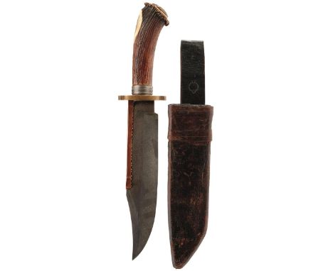 A LARGE BOWIE KNIFE IN THE 19TH CENTURY STYLE, 24.5cm clipped back blade with reinforcing copper back strap, characteristic b