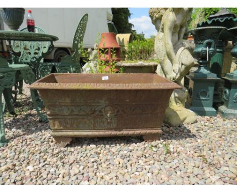A RECTANGULAR CAST IRON GARDEN TROUGH, L 71 cm