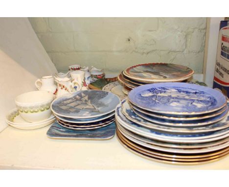 Quantity of collectors plates and eight modern Worcester jugs