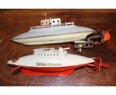 2x Tin Plate submarines 1 x Sutcliffe 1953 Unda Wunda &amp; 1 x Unbranded but possibly Marklin U Boat.