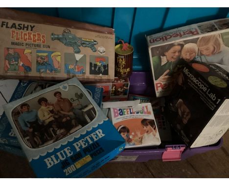 Large tub of Vintage toy and Games to include a baffle ball and a special Flash Flicker gun toy with Cine reels etc and a var