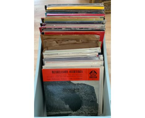 A mixed box of vinyl LPs to include some classical, Joan Baez, Robert Palmer, Commodores, Stevie Wonder, Donna Summer, Meat L