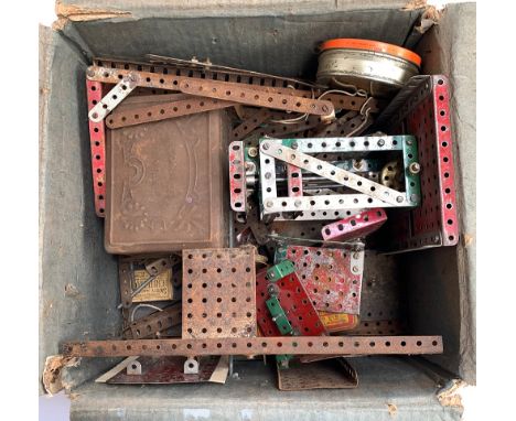 A small quantity of vintage Meccano 