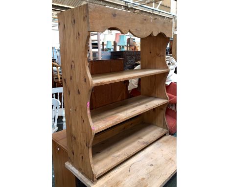 A pine wall hanging shelf/dresser top, of three shelves, 93x36x112cm 