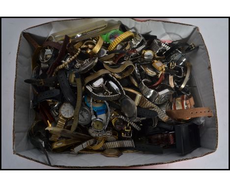 A large collection of vintage 20th century watches to include Sekonda, Talis, Digital, novelty and many others ( see illustra