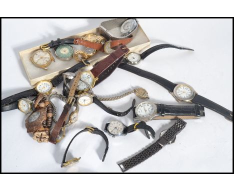 A collection of vintage 20th century watches to include Sekonda , Seiko , etc. Please see images.