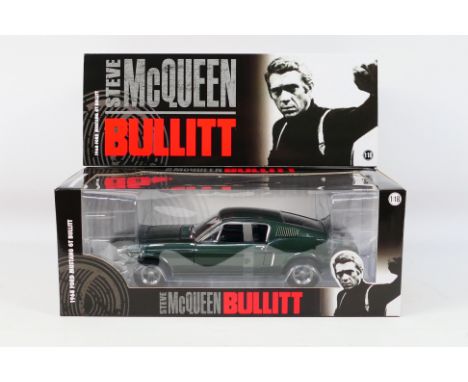 Greenlight - A boxed Greenlight 'Steve McQueen - Bullitt' 1:18 scale #12822 1968 Ford Mustang GT. The iconic model in green a