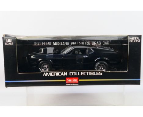 Sun Star - A boxed 1:18 scale Sun Star #3618 'American Collectibles' 1971 Ford Mustang Pro Stock Drag Car. The bonnet of the 