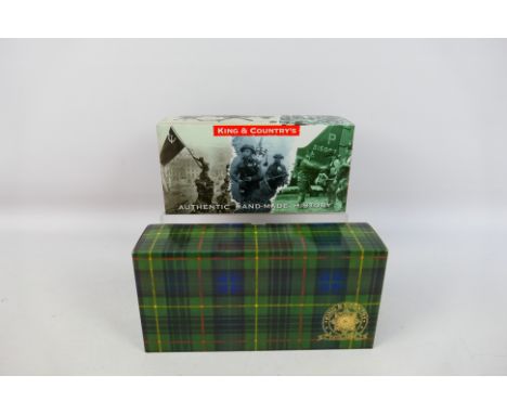 King and Country - Two boxed figures sets from the King and Country '8th Army' series. Lot consists of EA83 Charging with Rif