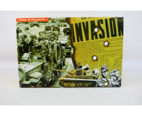 King and Country - A boxed King & Country AK23 WW2 'Afrika Korps' series Panzer Mk VI Tank. The tank with 3 crew members appe