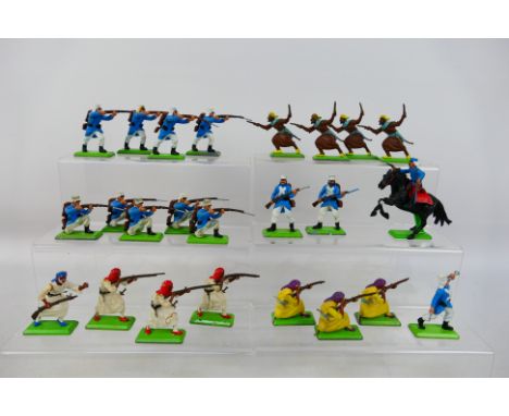 Britains Deetail - A collection of 24 unboxed Britains Deetail French Foreign Legion and Arab figures. The lot contains figur
