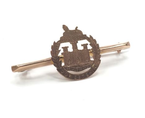 A 9ct gold Dorset Regiment stick pin brooch (2g) (R8)
