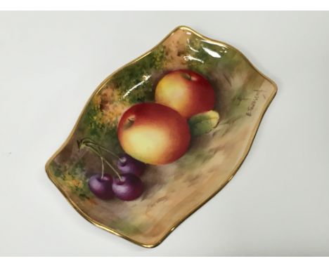 A Royal Worcester china pin dish decorated with fruit by E. Townsend.