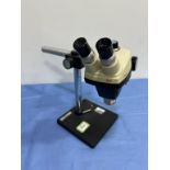 Leica StereoZoom 4 Microscope
