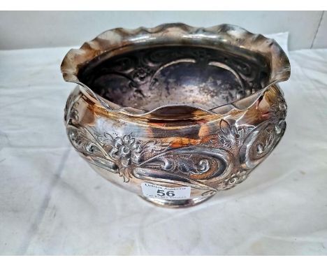 An early 20th century Harrods London silver plated jardiniere/planter 