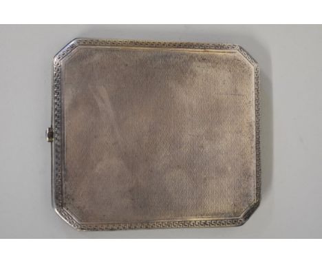 A silver engine turned cigarette case,&nbsp;by Deakin &amp; Francis,&nbsp;Birmingham 1919, 137g all in. 