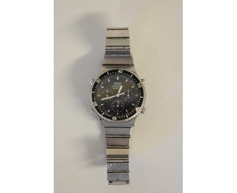 A Seiko stainless steel Sports 100 quartz chronograph wristwatch, case No. 3N1194. 