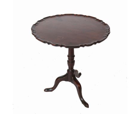 A Georgian style mahogany pie crust circular tripod table, diameter 22.5ins