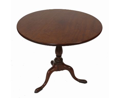 A small late Georgian oak circular tripod table, diameter 17.5ins, height 25.5ins